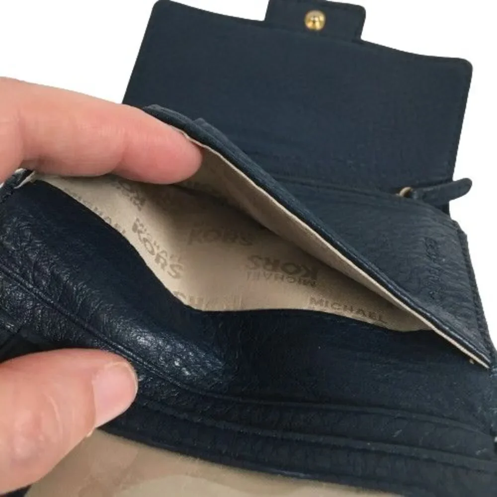 MICHAEL KORS Gansevoort Clutch Wallet Medium Trifold Navy-Blue Pebble Leather